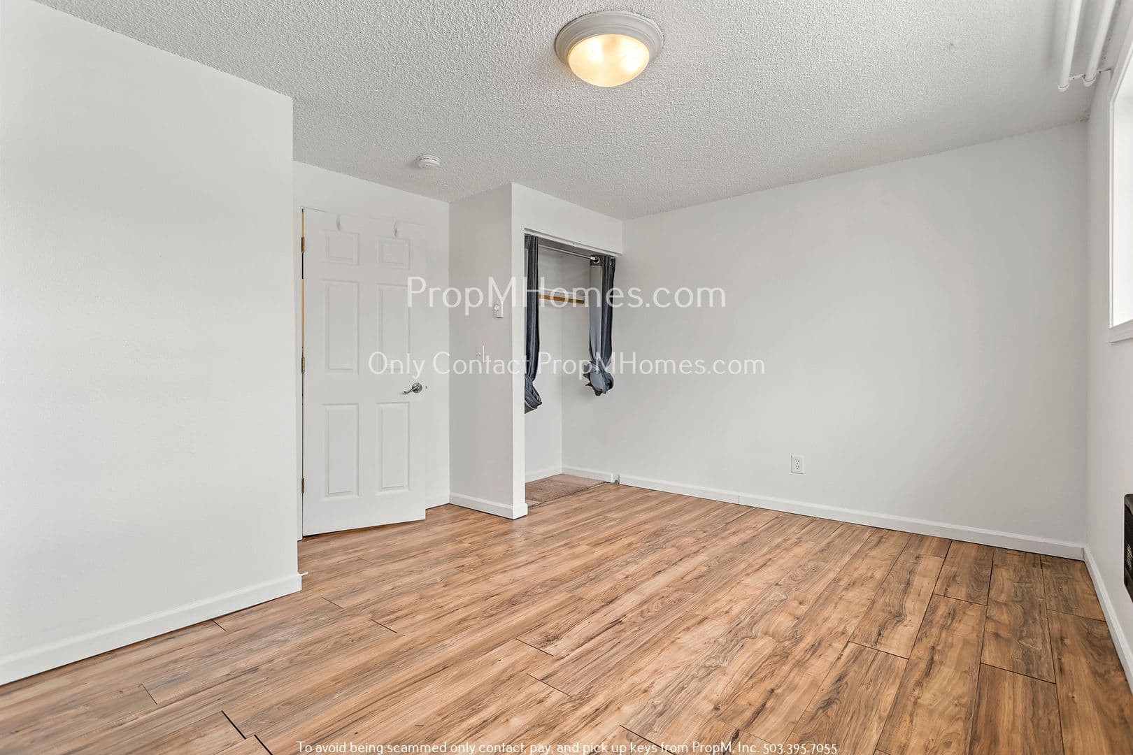 Oregon City Condo: 121 Molalla Avenue Unit 1