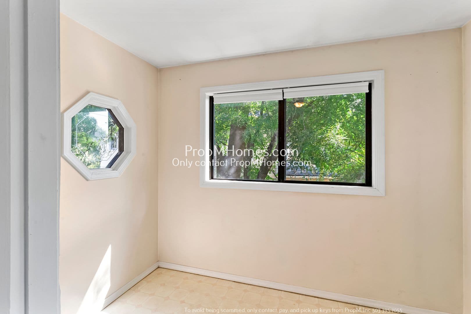 Portland Apartment: 2240 NE 14th Avenue Unit 3