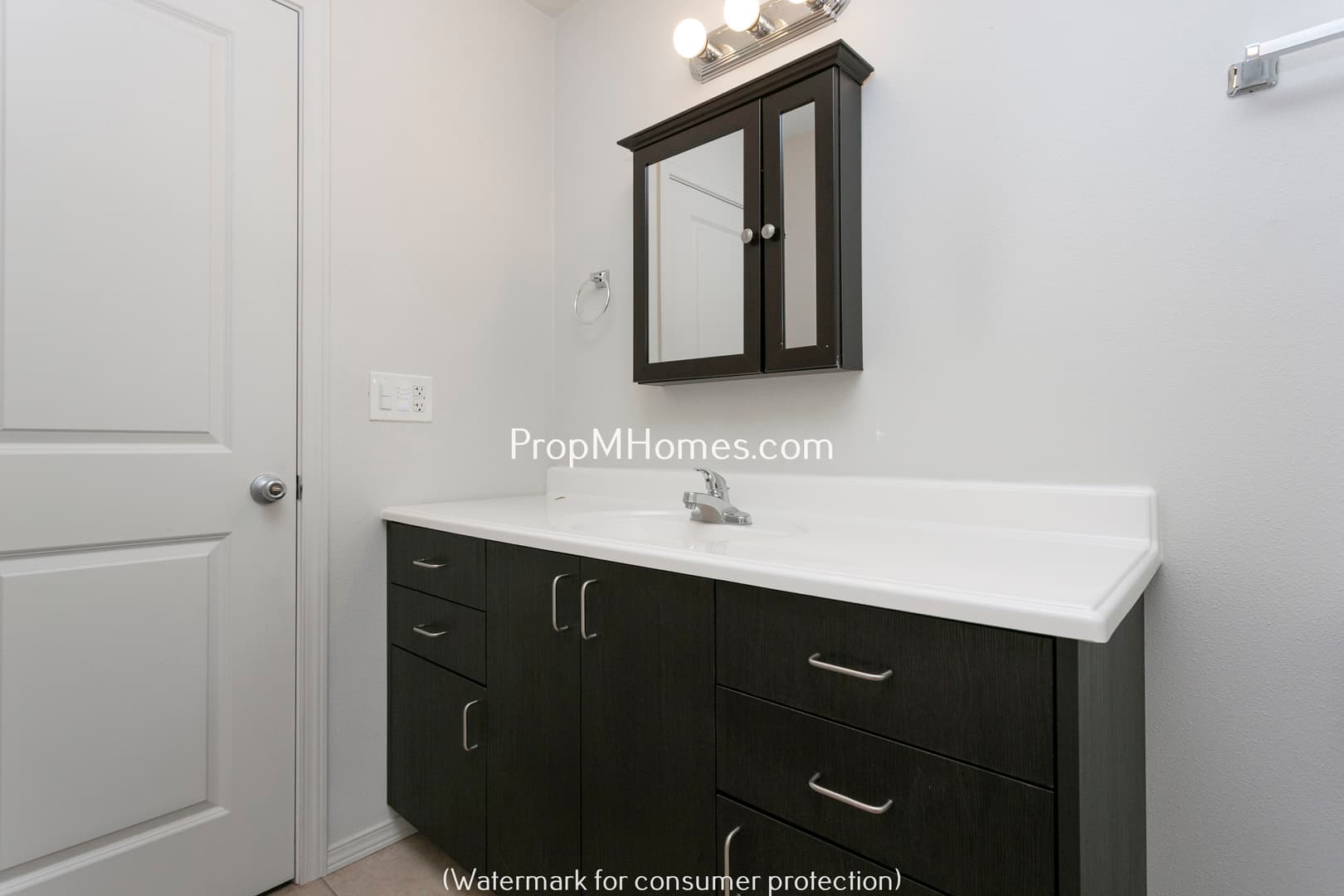 Portland Condo: 15535 NE Glisan Street Unit 1