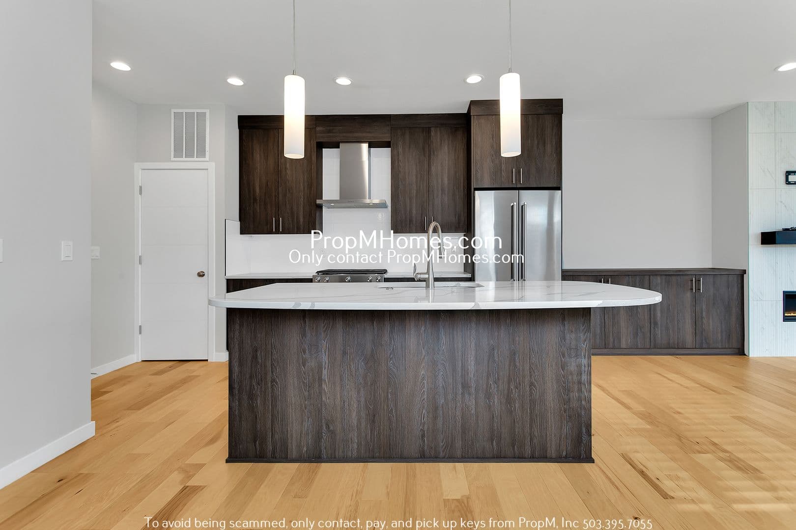 Portland House: 6880 NE 13th Avenue