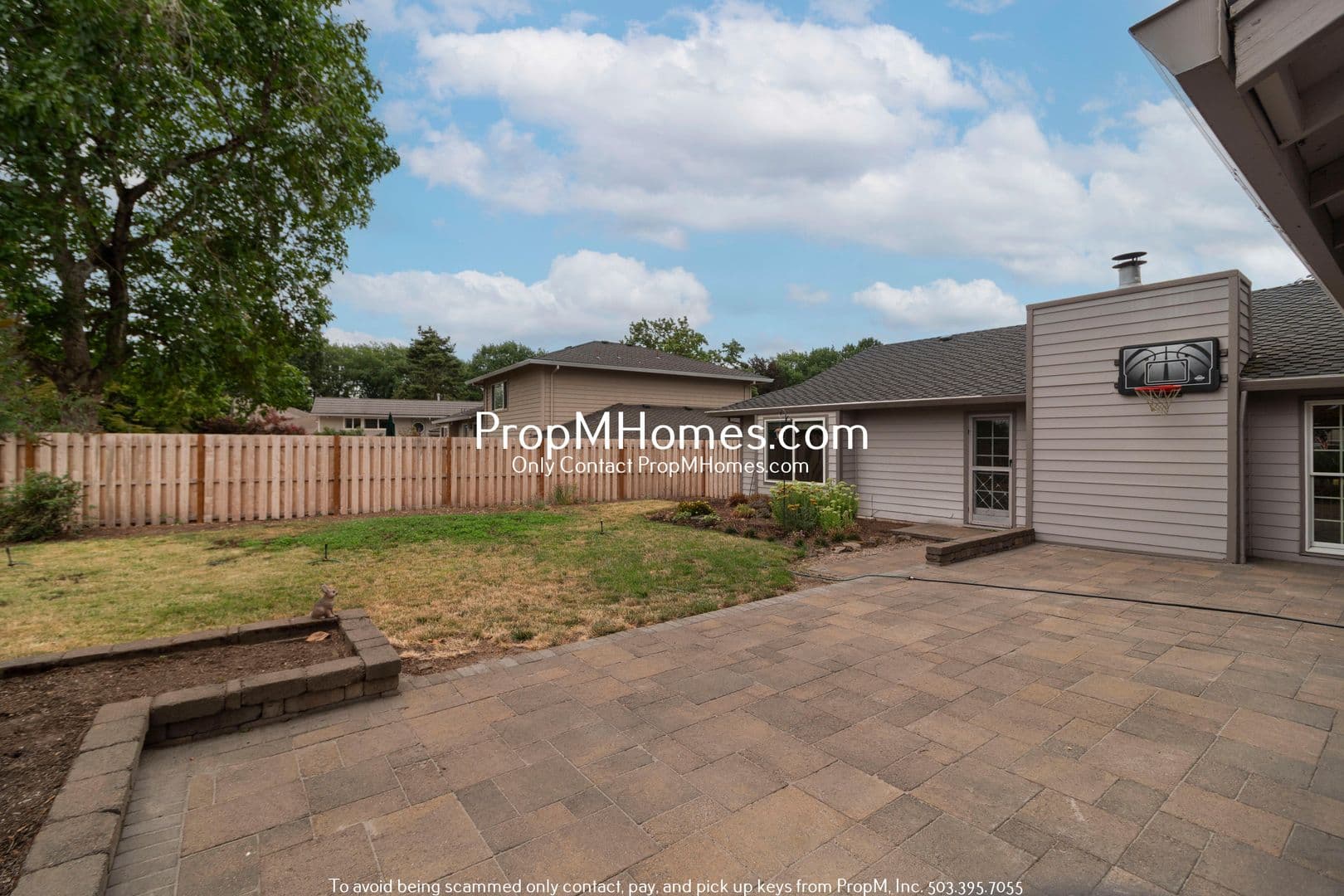 Wilsonville House: 7030 SW Molalla Bend Road