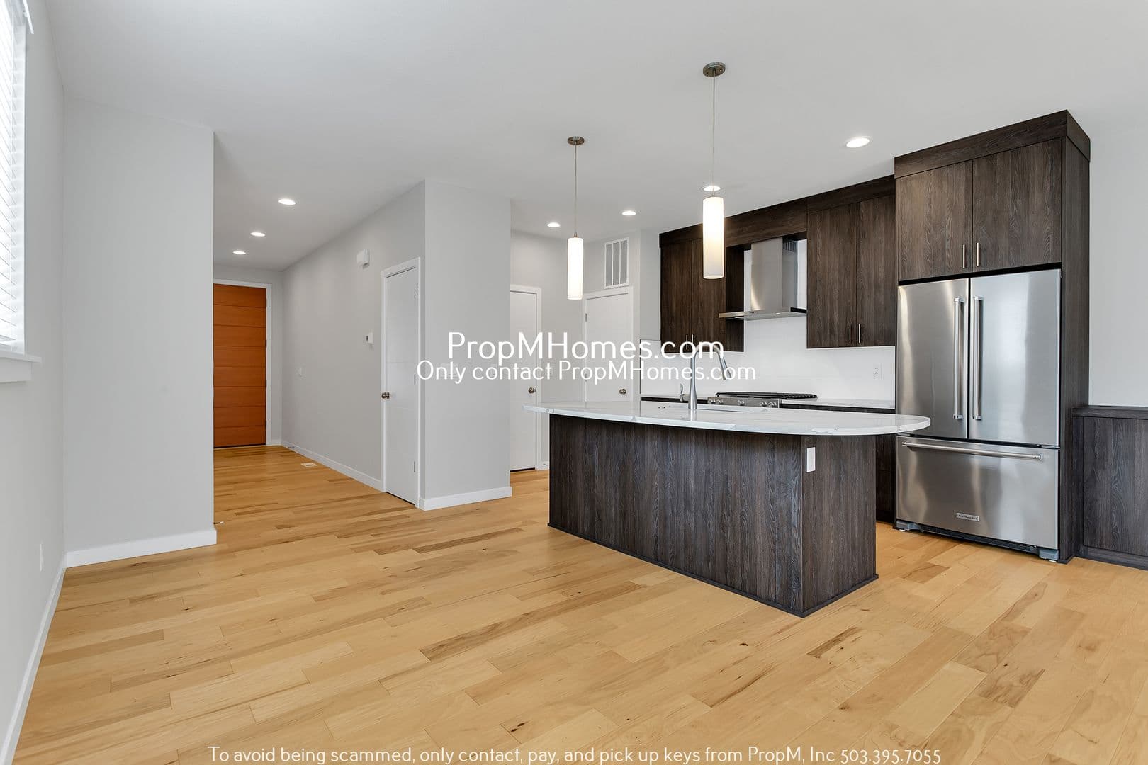 Portland House: 6880 NE 13th Avenue