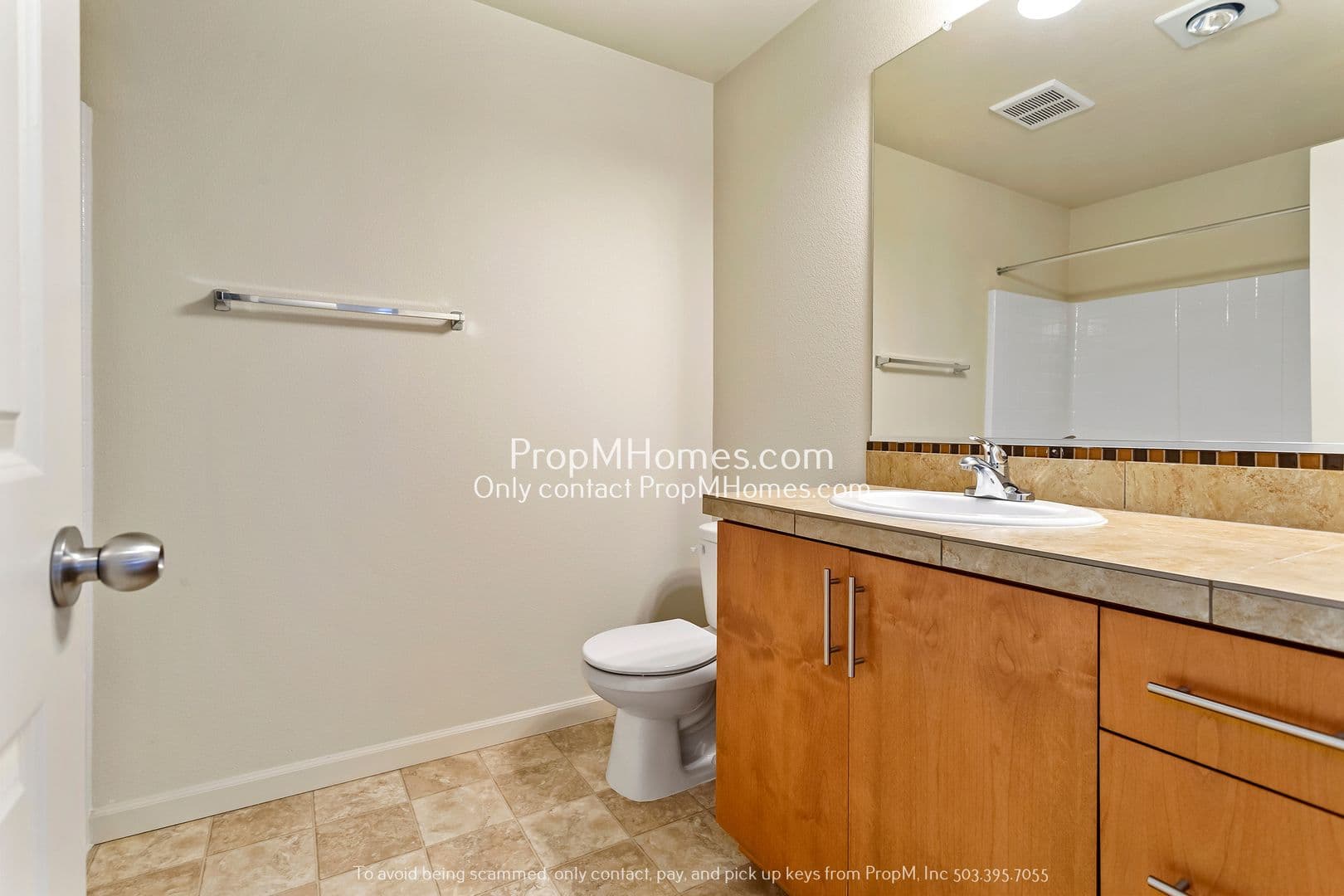 Hillsboro House: 10834 NE Holly Street Unit 303