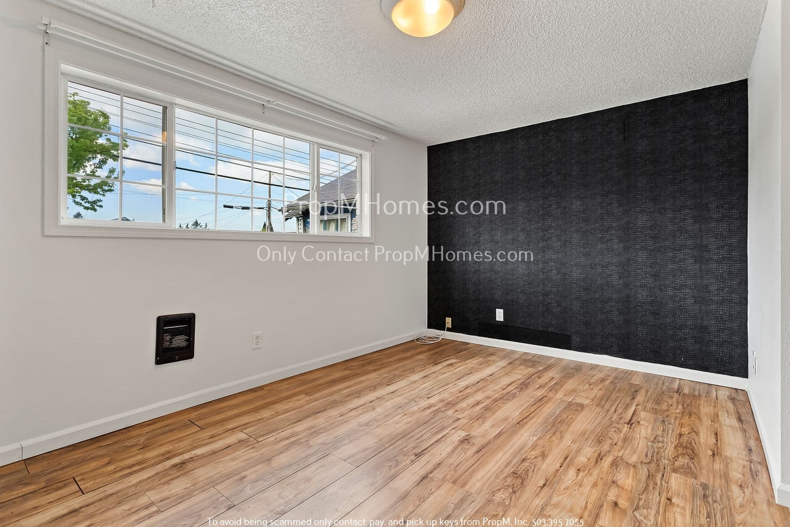Oregon City Condo: 121 Molalla Avenue Unit 1