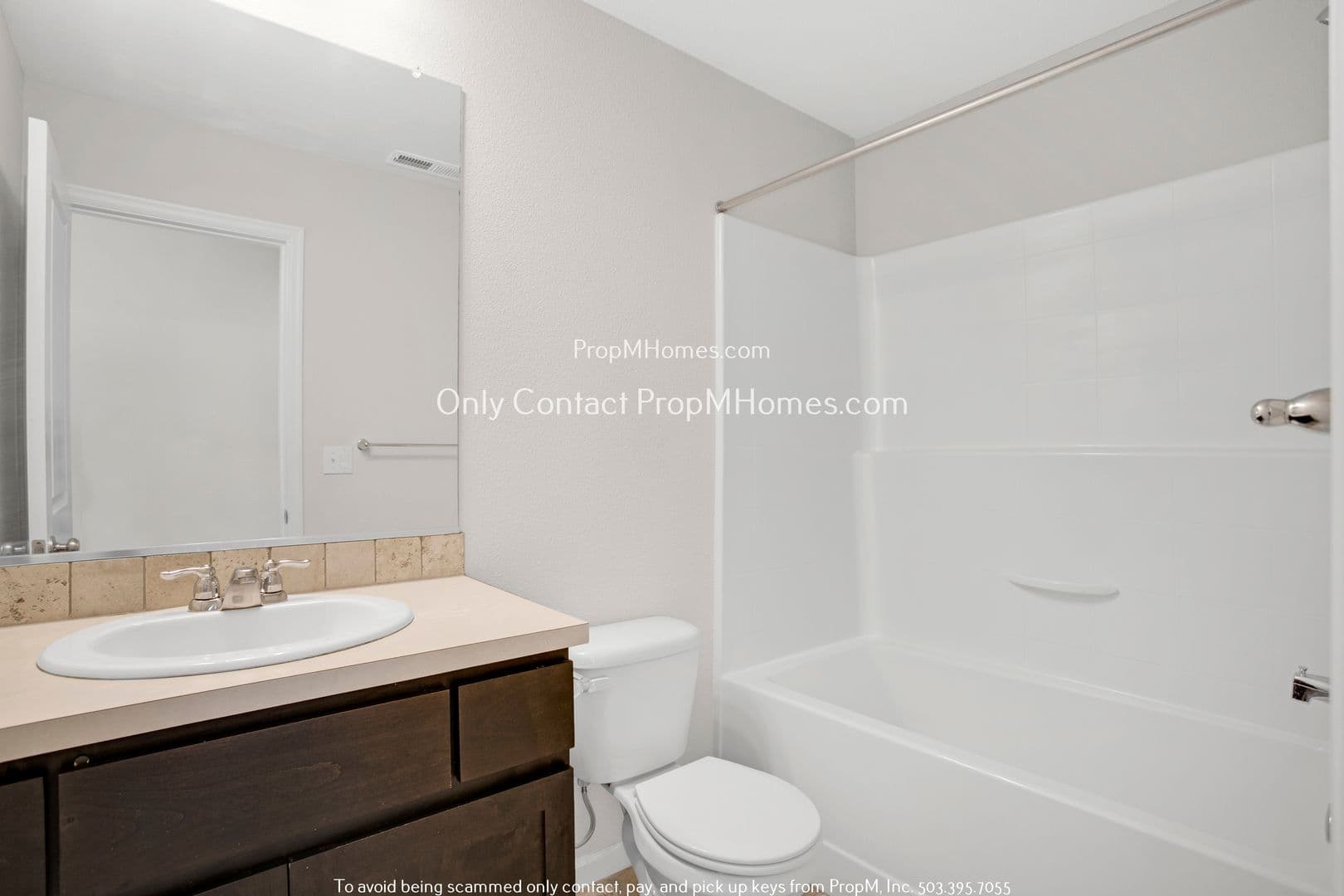Tigard House: 8516 SW Schmidt Loop