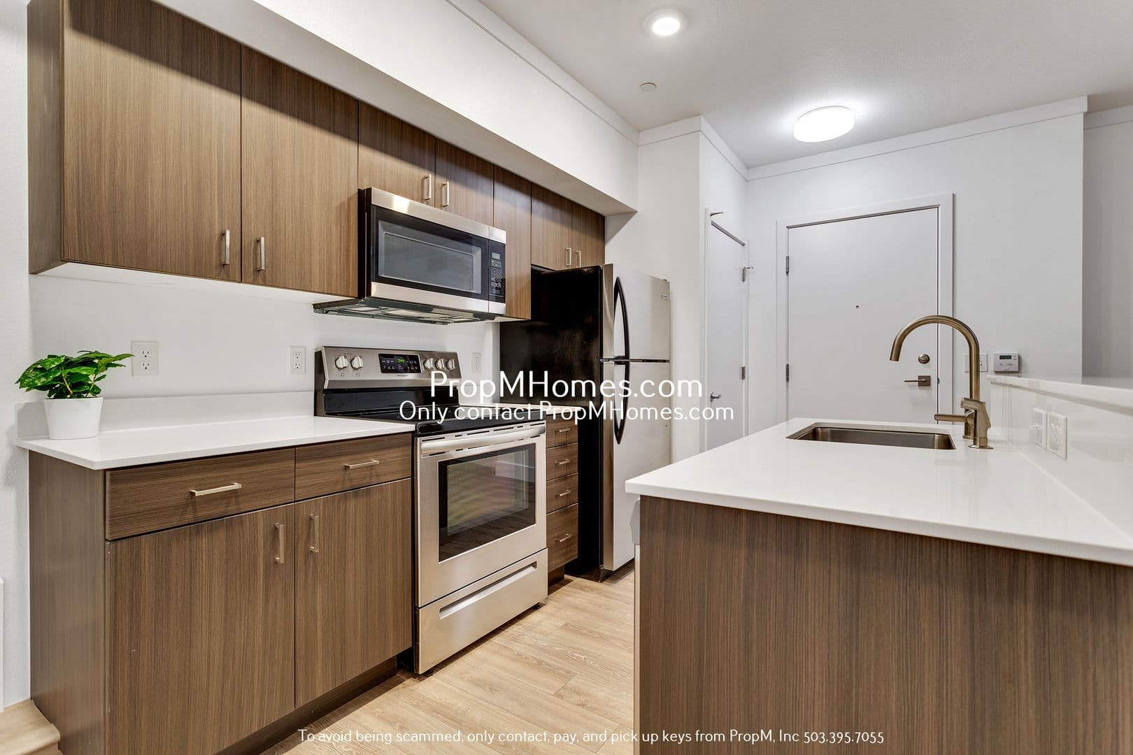 Portland Condo: 1825 SE 50th Avenue - Unit 301