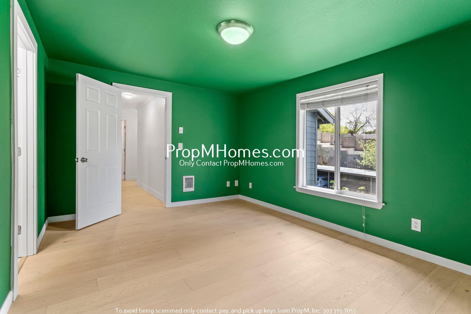 Portland Condo: 7937 SW 40th Avenue Unit E