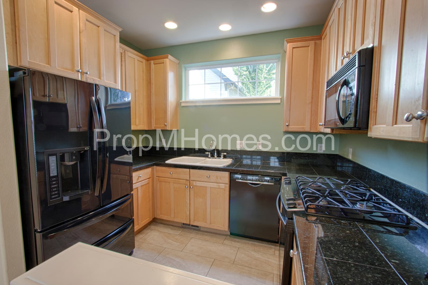 Portland House: 2542 NW Miller Road Unit 25