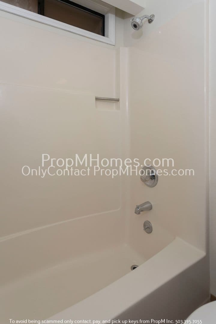 Beaverton House: 7191 SW 161st Place