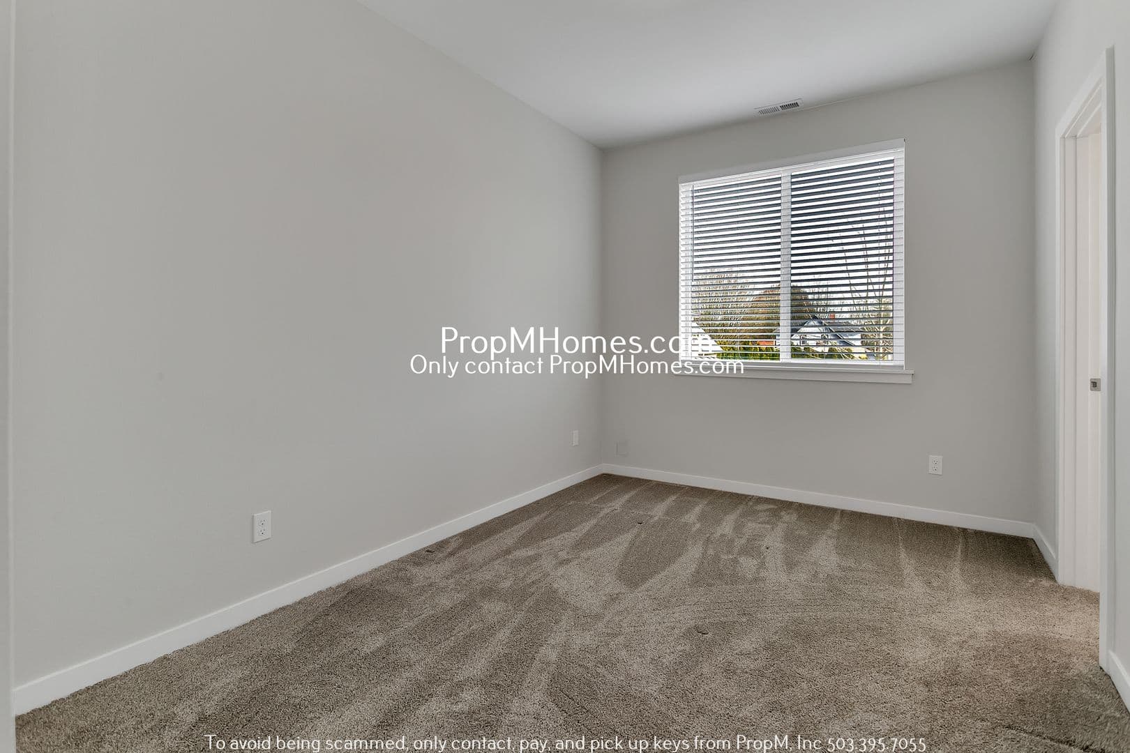 Portland House: 6880 NE 13th Avenue