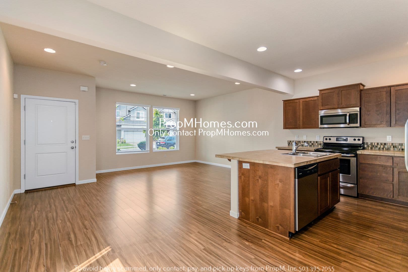 Tigard House: 15488 SW Applewood Lane