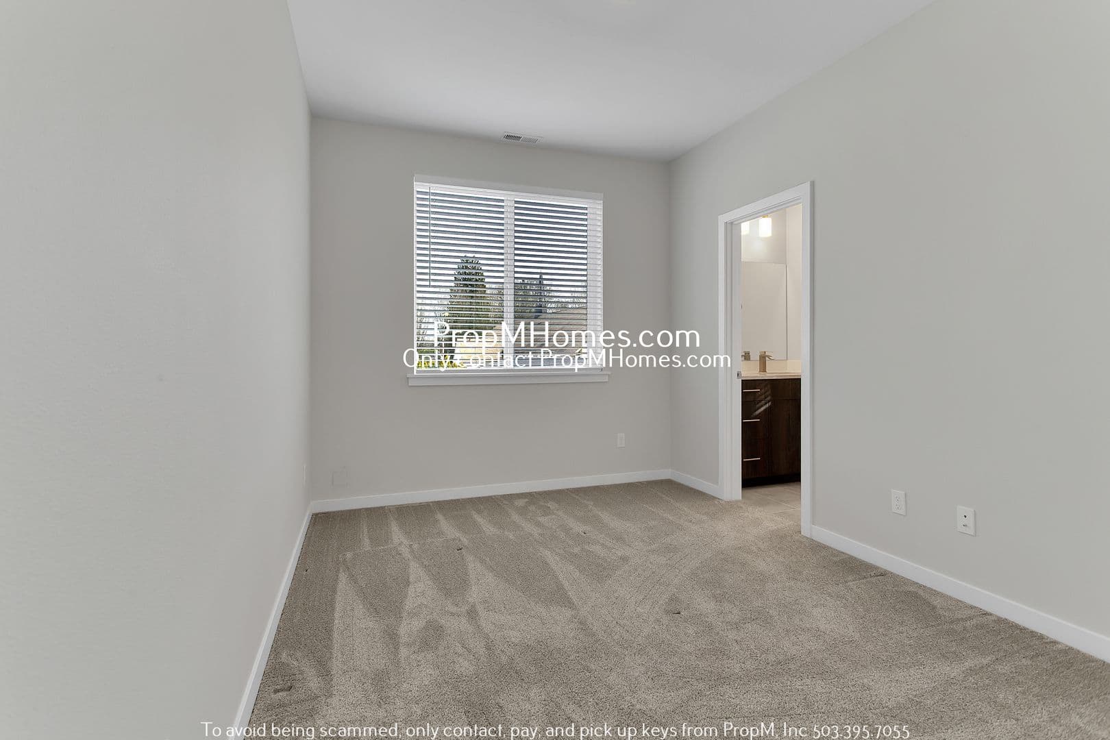 Portland House: 6880 NE 13th Avenue