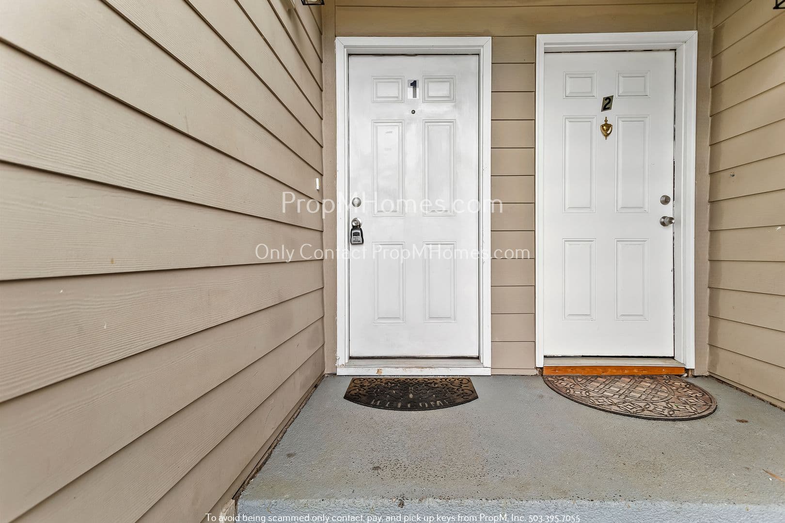 Oregon City Condo: 121 Molalla Avenue Unit 1