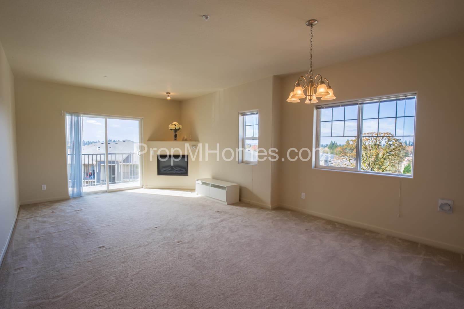 Portland Condo: 11850 NW Hollysprings Lane Unit 403