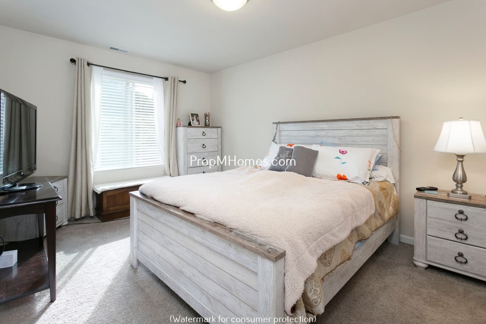 Damascus House: 15252 SE Eckert Lane