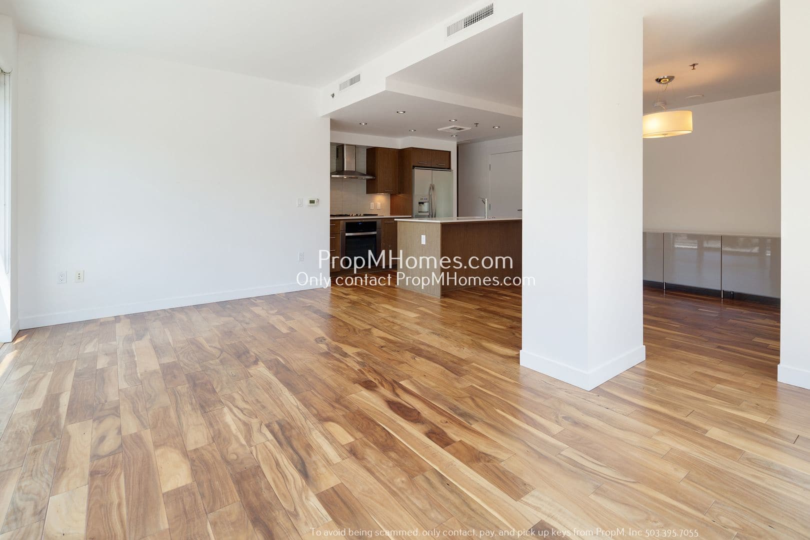 Portland Condo: 1260 NW Naito Parkway Unit 210