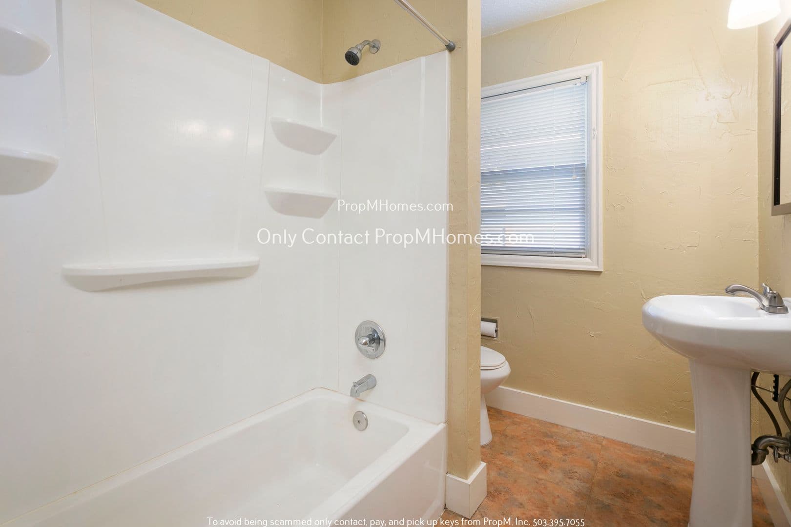Portland House: 3031 SE 52nd Avenue