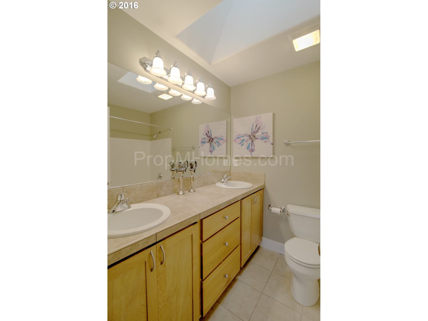 Beaverton House: 9325 SW Jasper Drive