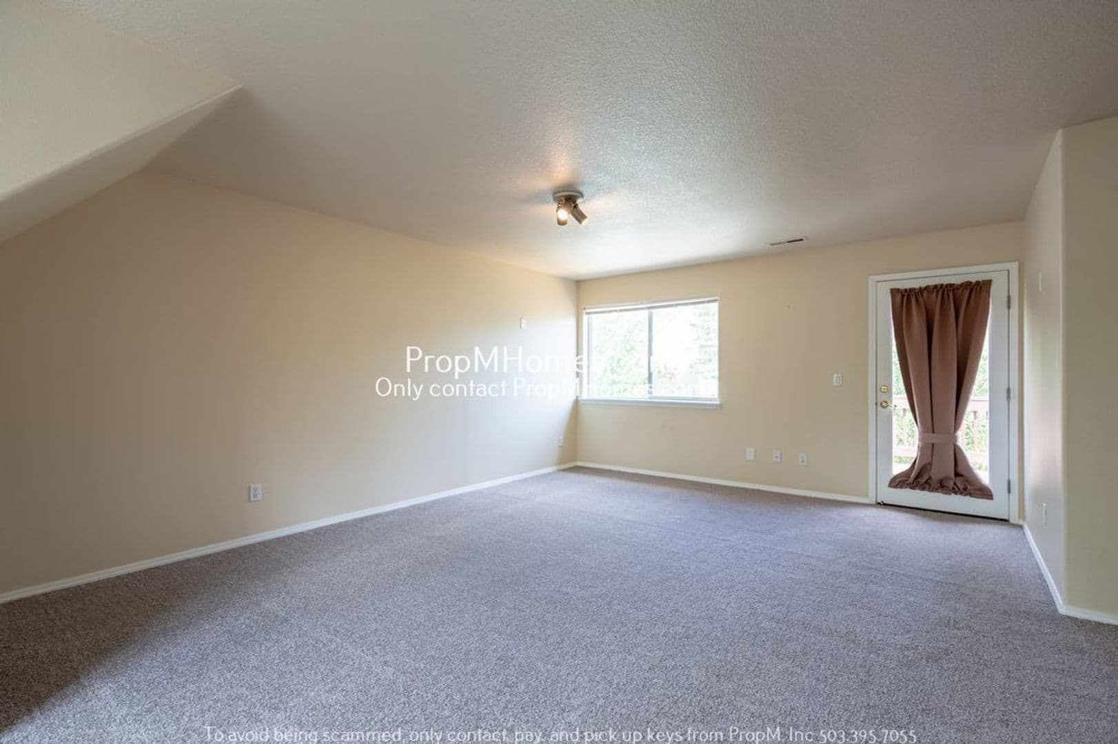 Wilsonville House: 7561 SW Thornton Street