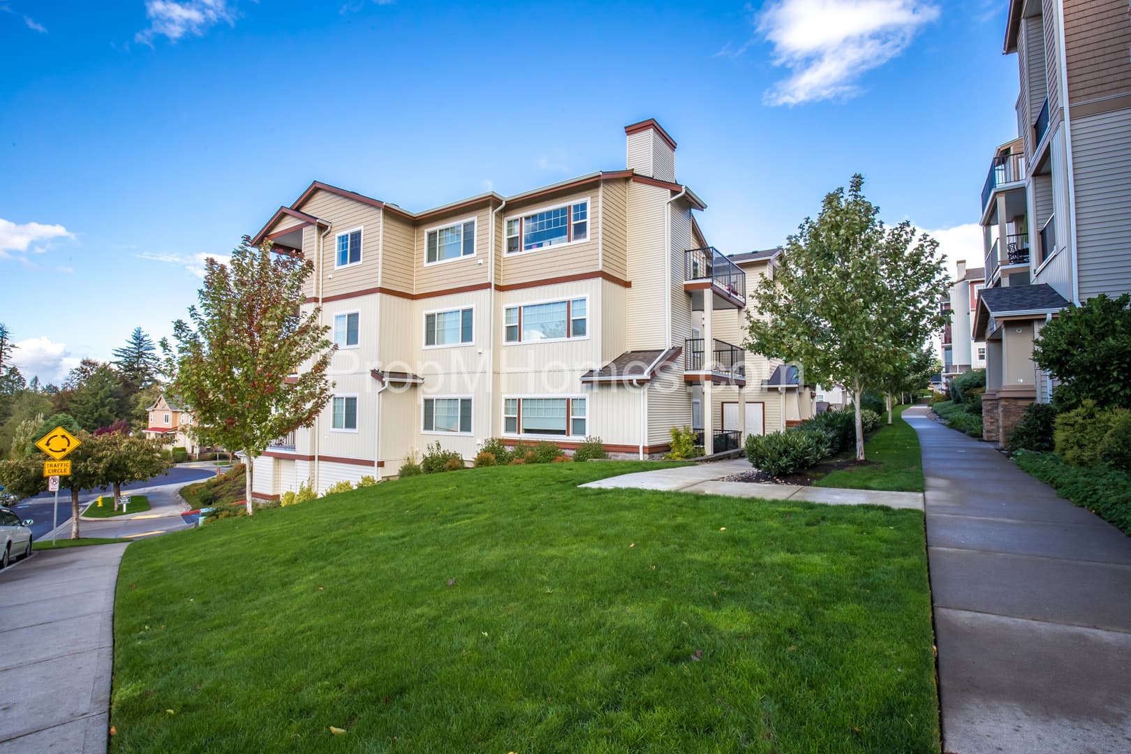Portland Condo: 11850 NW Hollysprings Lane Unit 403