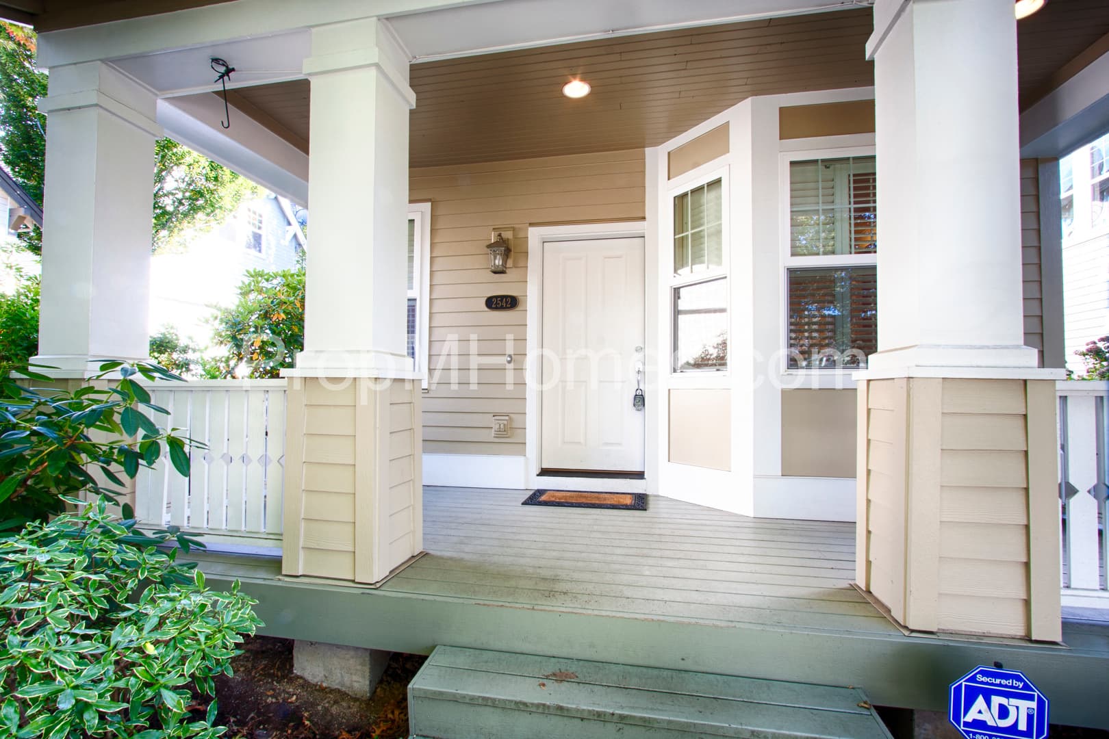 Portland House: 2542 NW Miller Road Unit 25