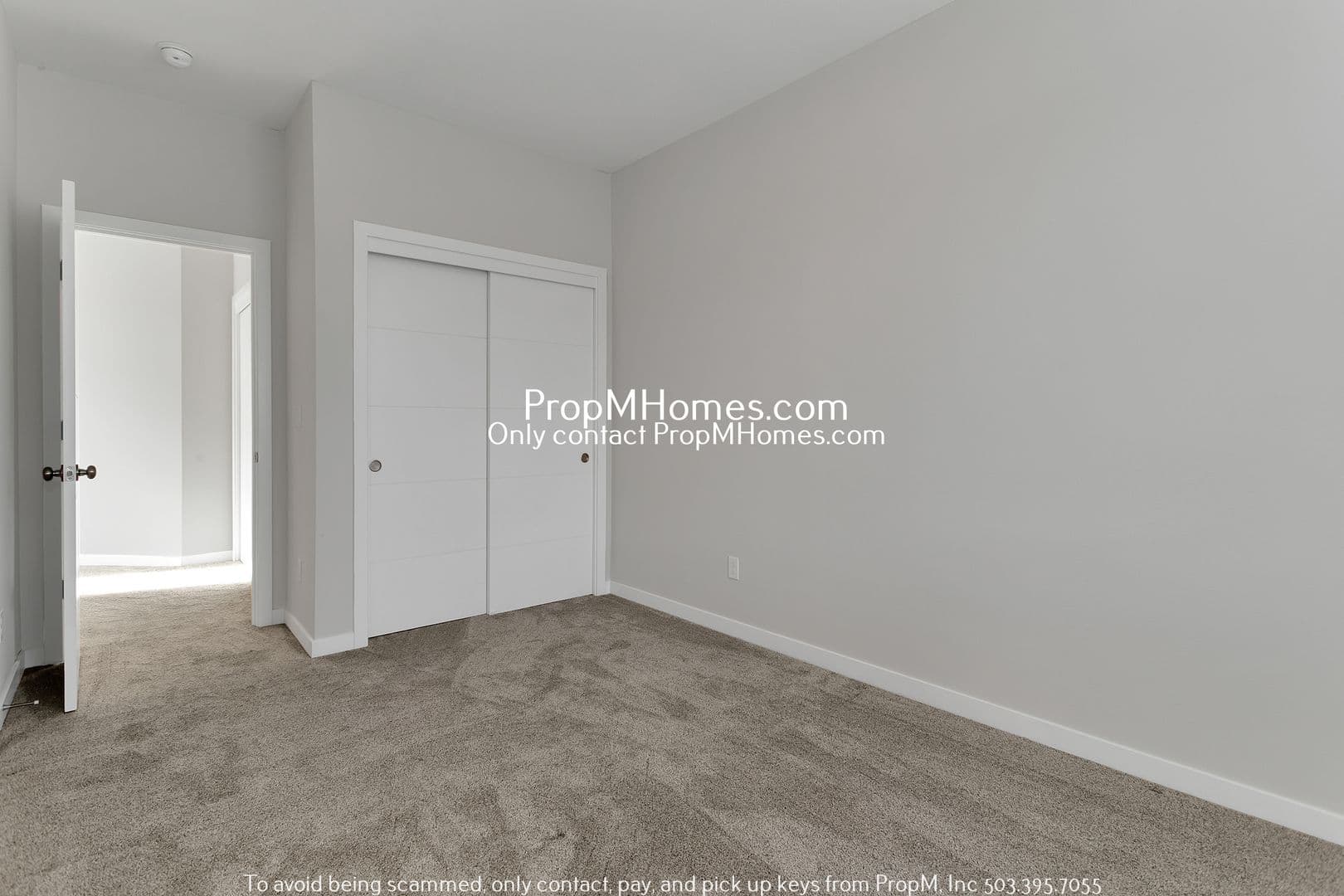 Portland House: 6880 NE 13th Avenue
