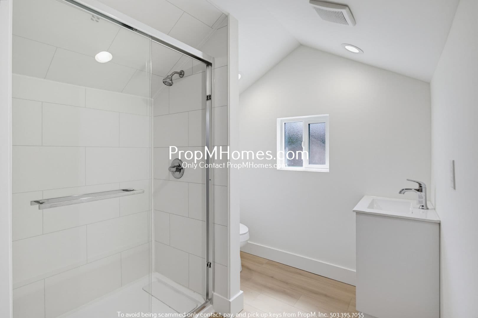 Portland Apartment: 2809 SE Washington Street