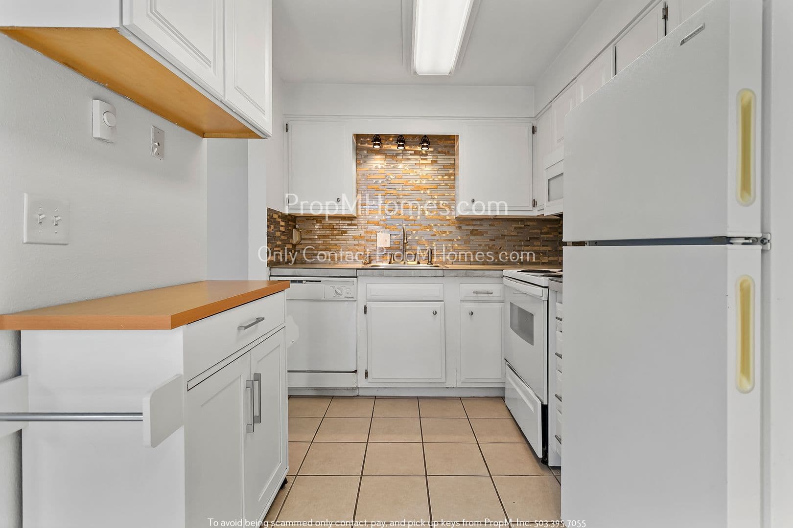 Oregon City Condo: 121 Molalla Avenue Unit 1