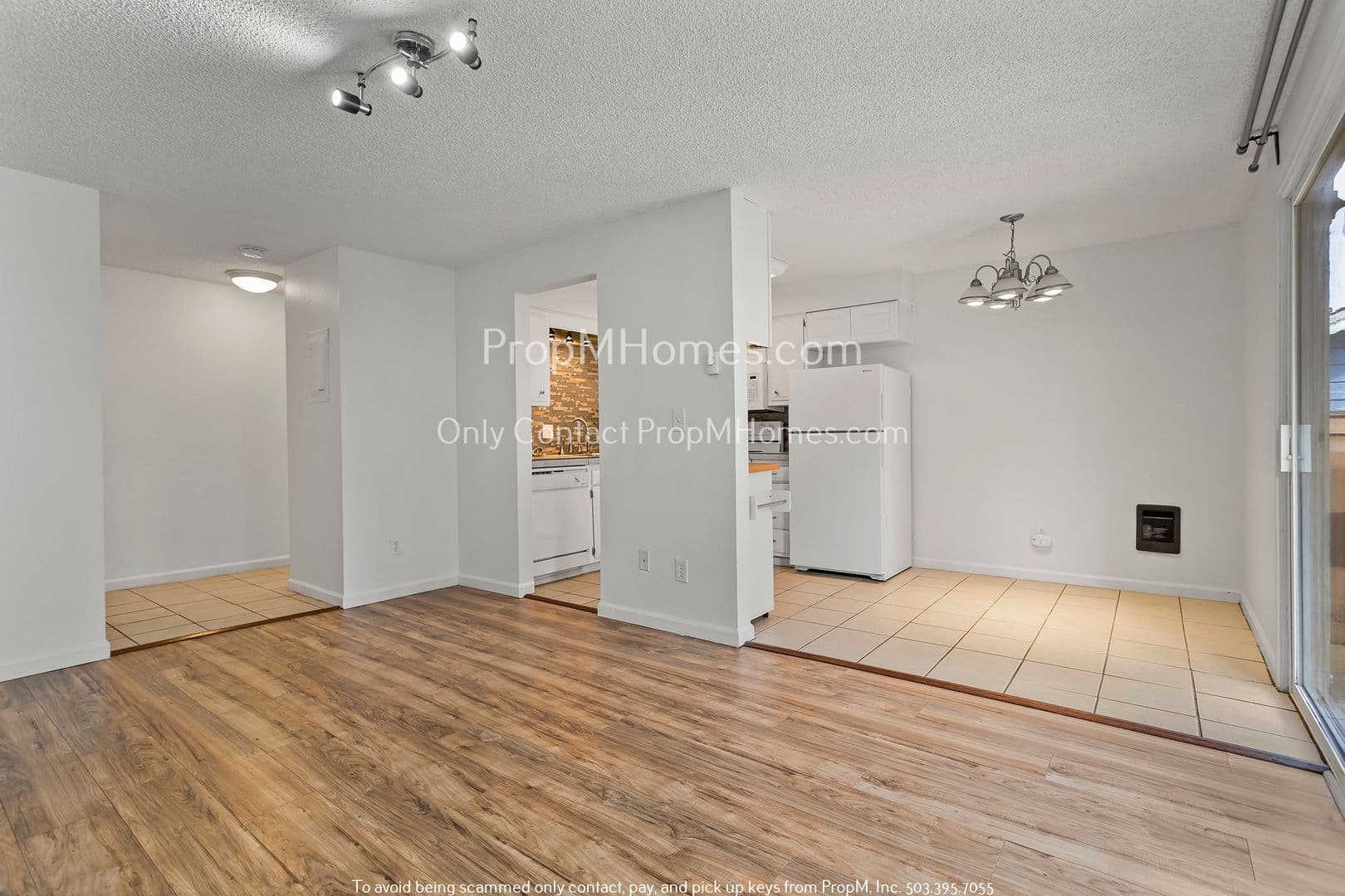 Oregon City Condo: 121 Molalla Avenue Unit 1