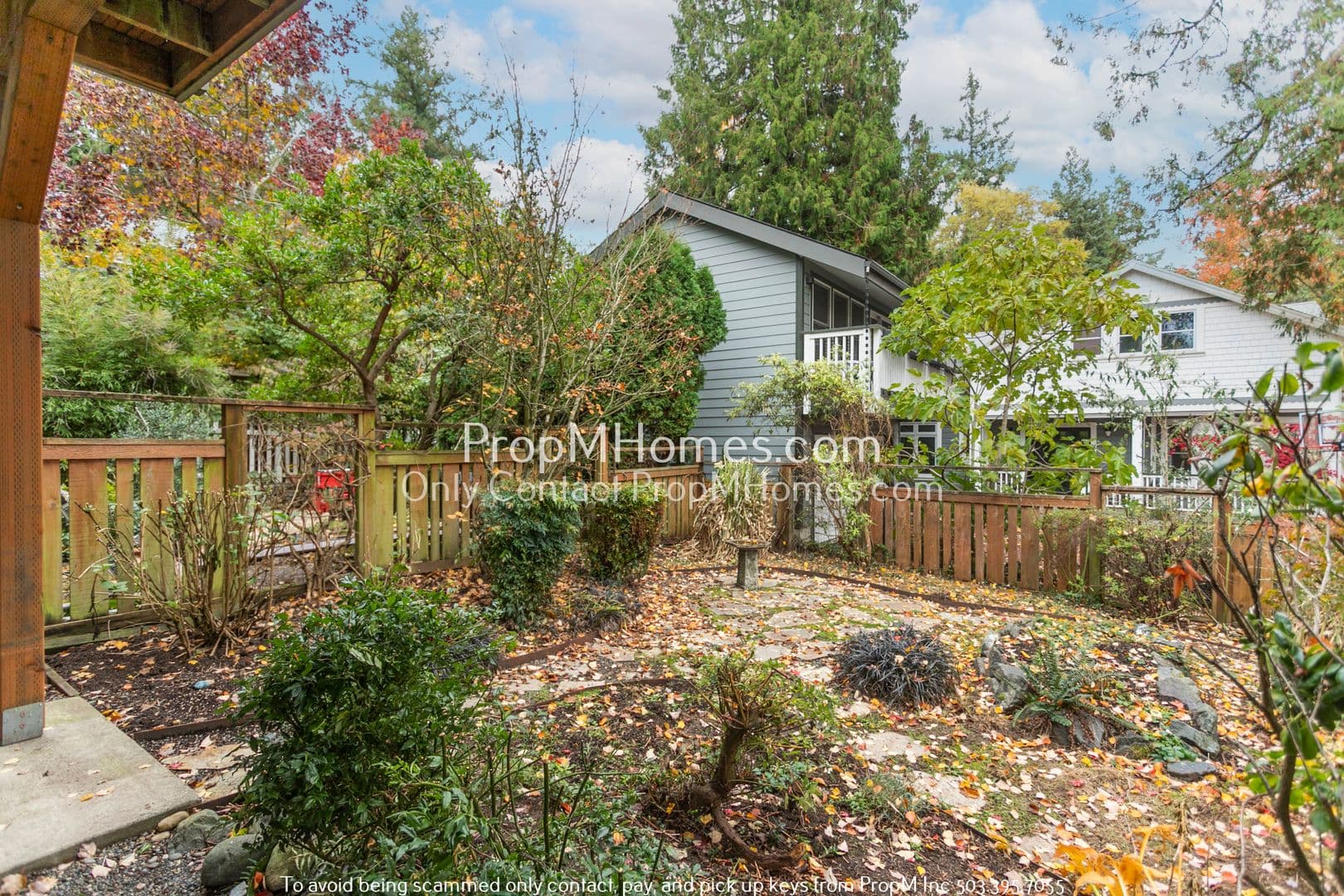 Portland House: 1240 SW Cheltenham Street