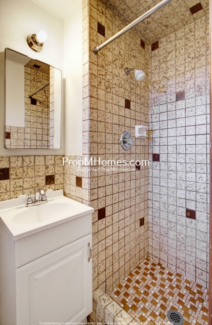 Gresham House: 16315 NE Holladay Street - NEW PROPERTY