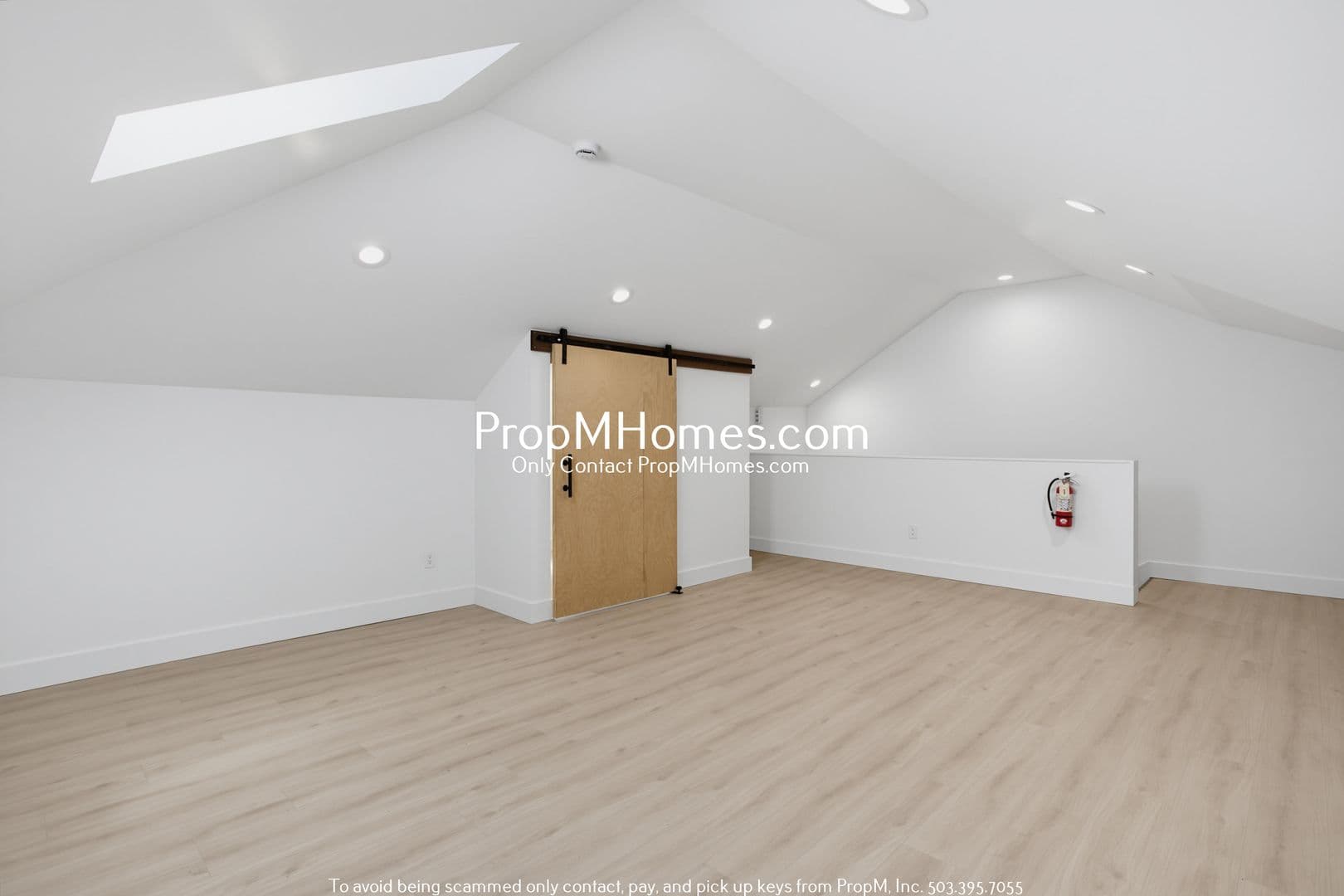 Portland Apartment: 2809 SE Washington Street