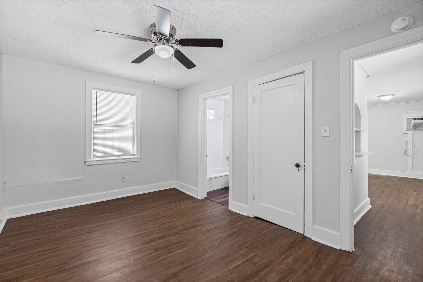 Memphis Apartment: 1306 Carr Ave