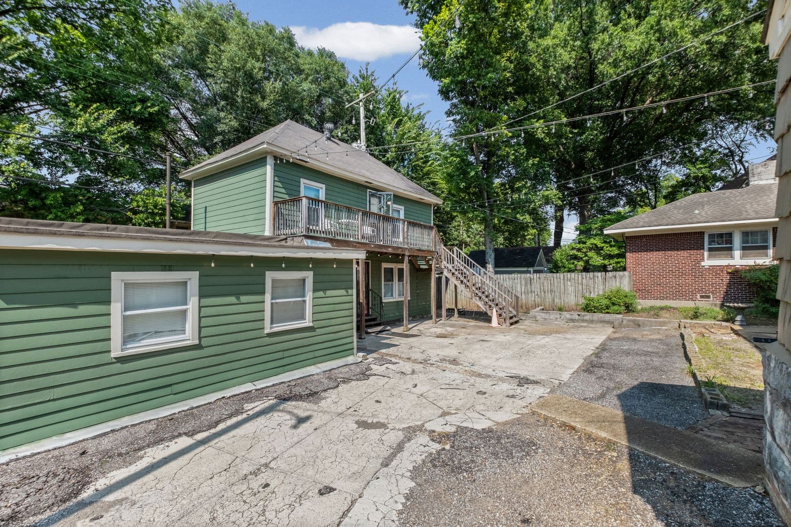 Memphis Apartment: 1306 Carr Ave