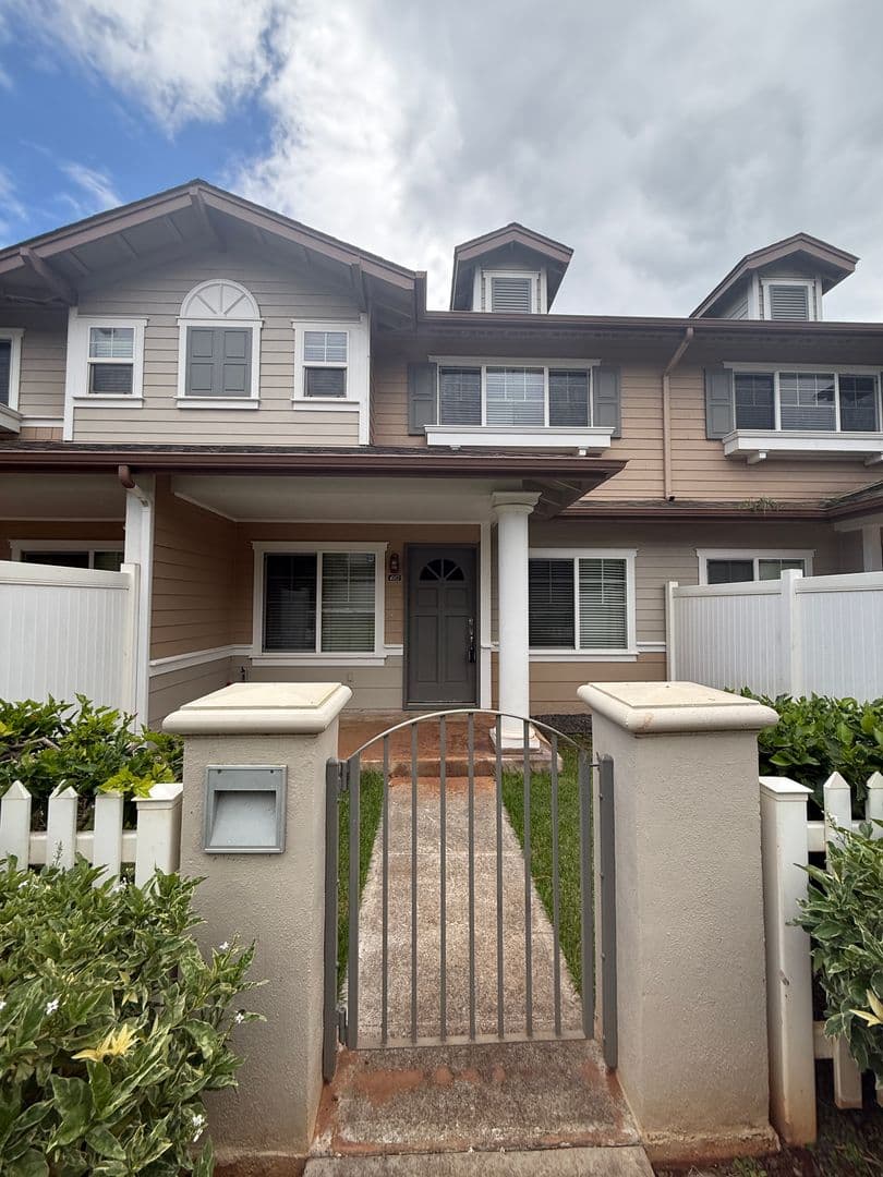 EWA BEACH House: 91-2019 KAIOLI STREET #4002