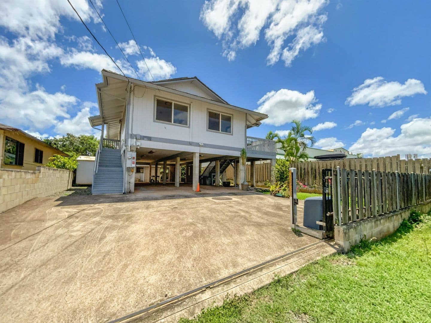 HALEIWA House: 66-150 KAMEHAMEHA HIGHWAY