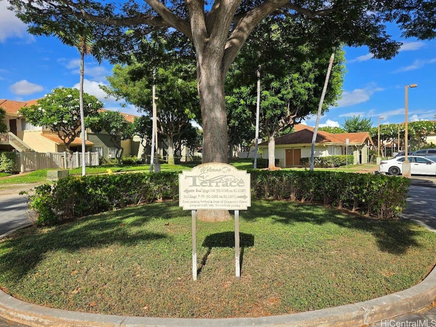 KAPOLEI Townhome: 91-1109 NAMAHOE STREET #1L