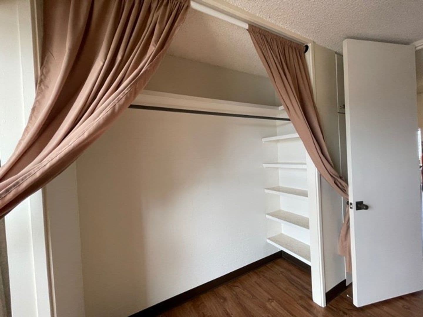 HONOLULU House: 1516 WARD AVENUE APT#505