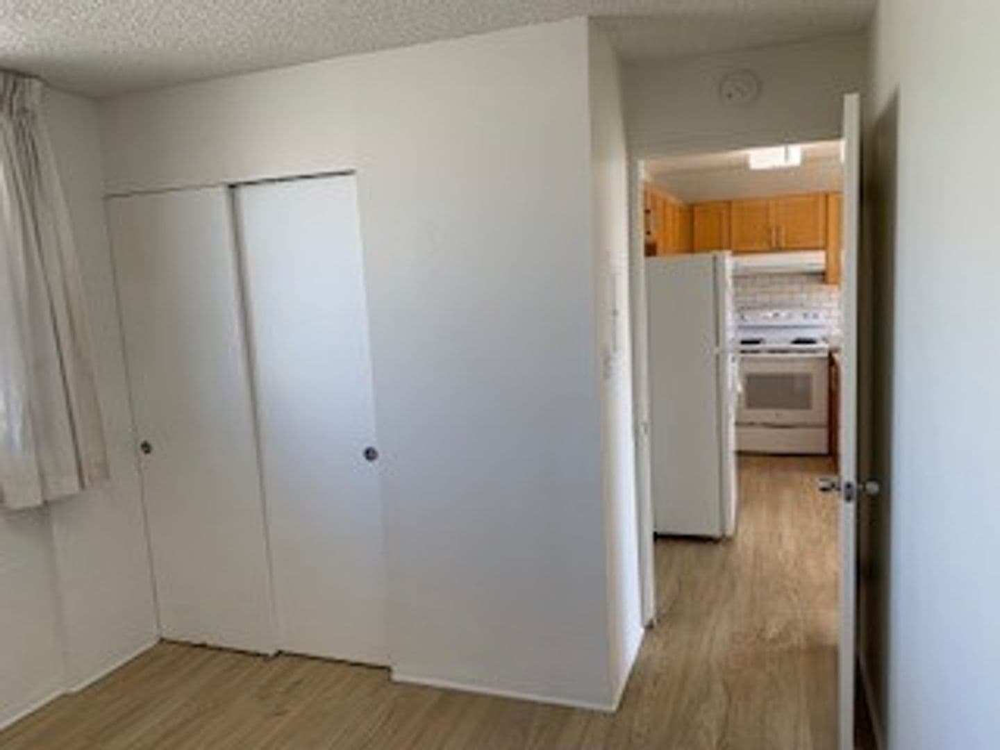 HONOLULU House: 1138 HASSINGER STREET #403