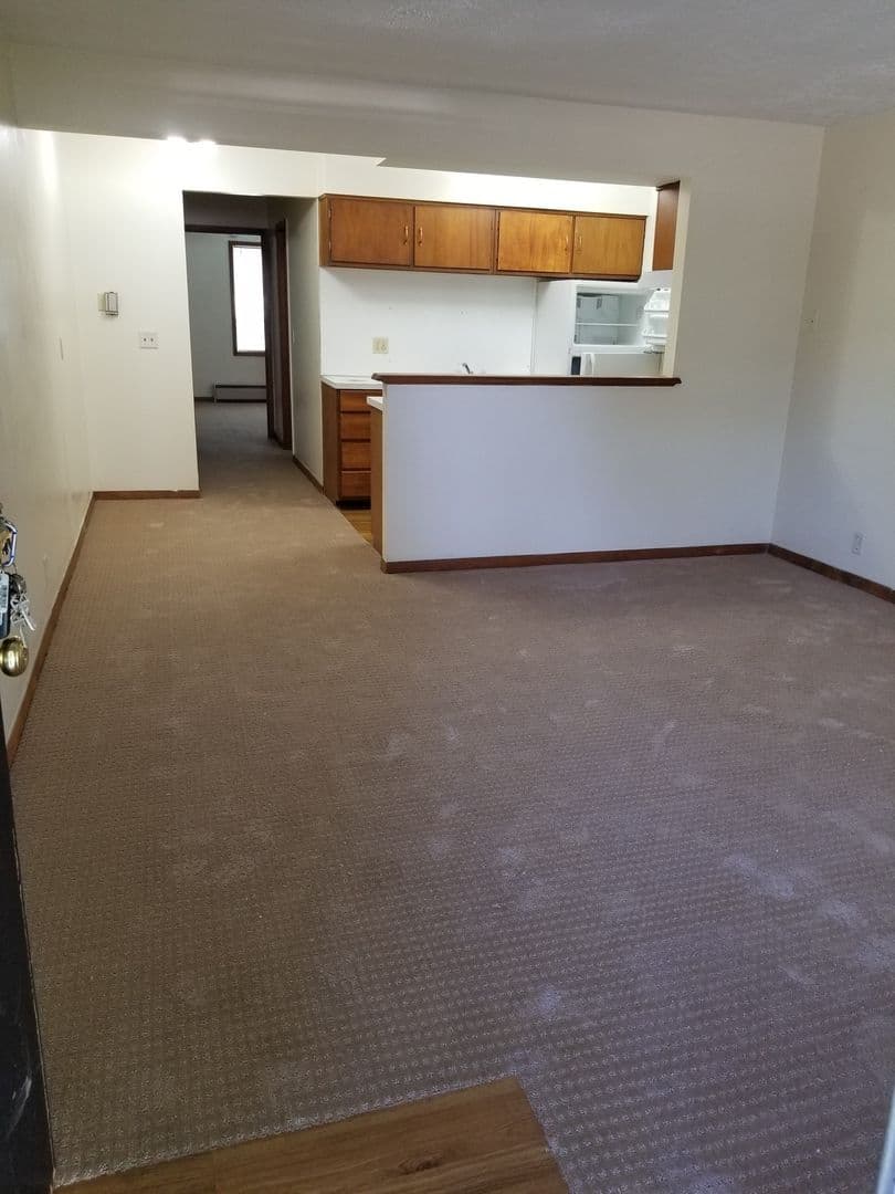 Omaha Apartment: 4817-4841 Holmes St