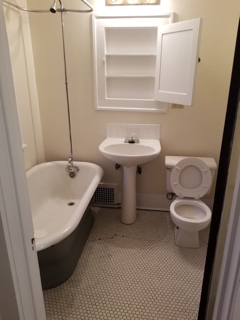 Omaha Apartment: 409-415 S 35 St; 3418 - 3420 Dewey Ave