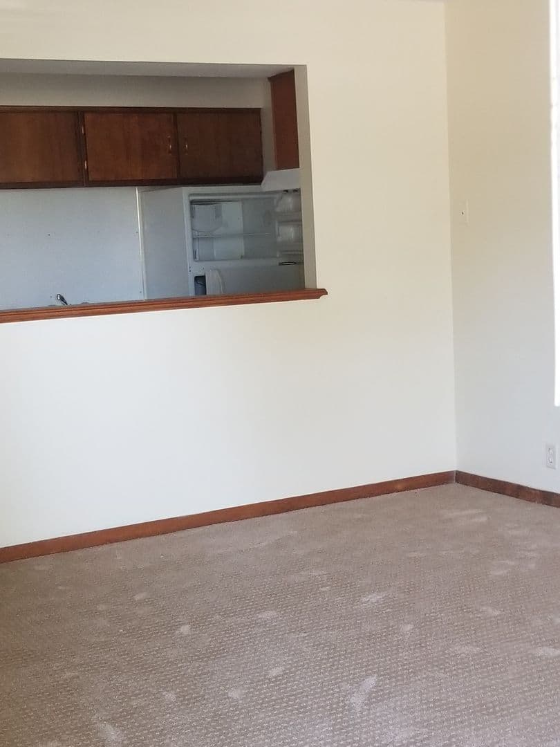 Omaha Apartment: 4817-4841 Holmes St