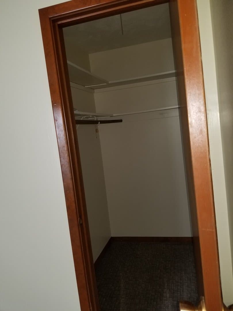 Omaha Apartment: 4817-4841 Holmes St