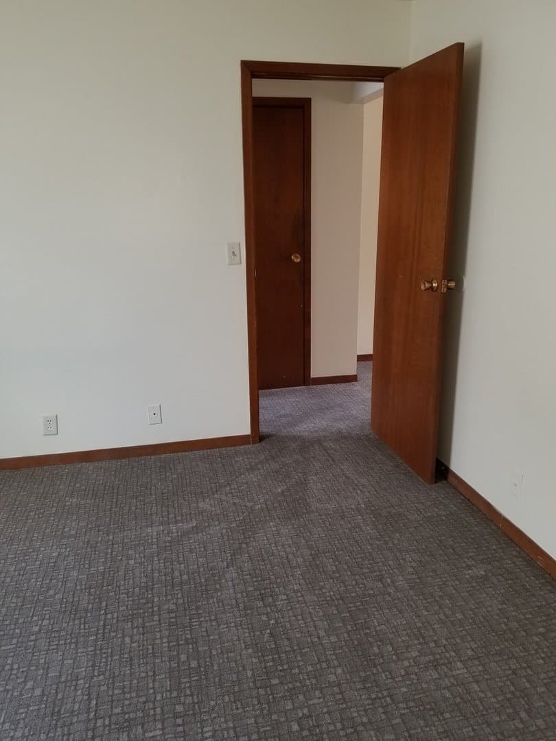 Omaha Apartment: 4817-4841 Holmes St