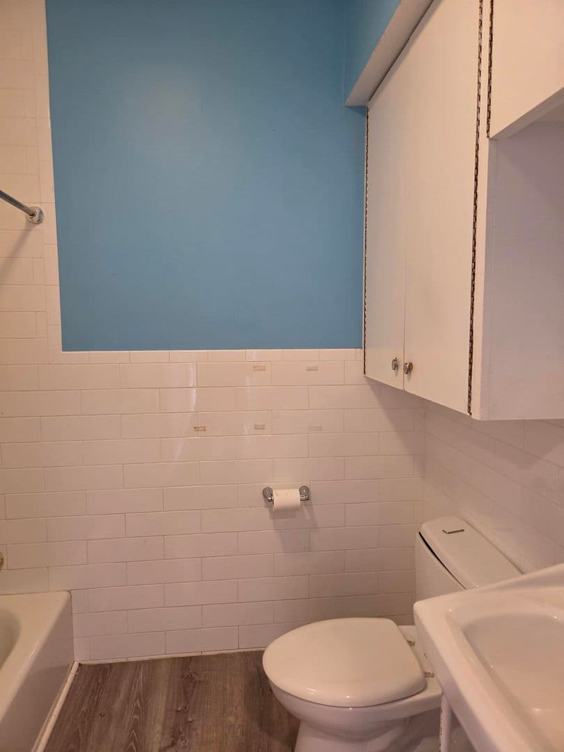 Danbury Apartment: 79 West St.