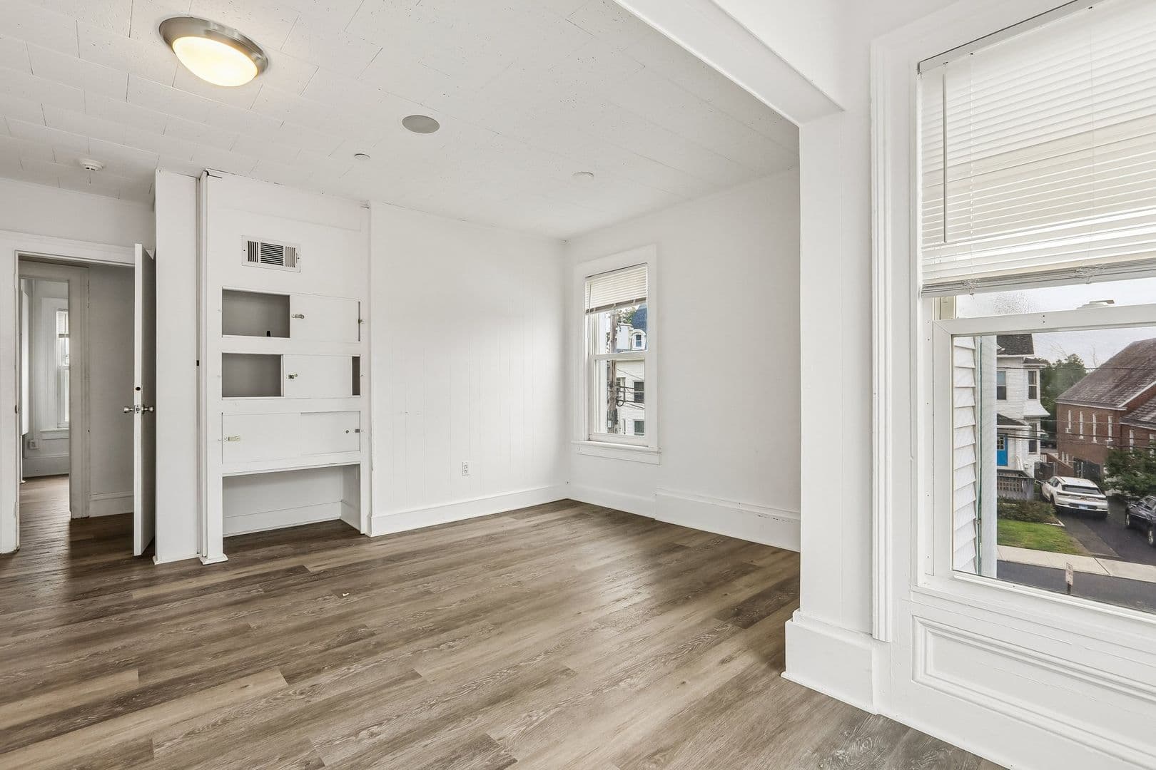 Danbury Apartment: 4 Harmony St.