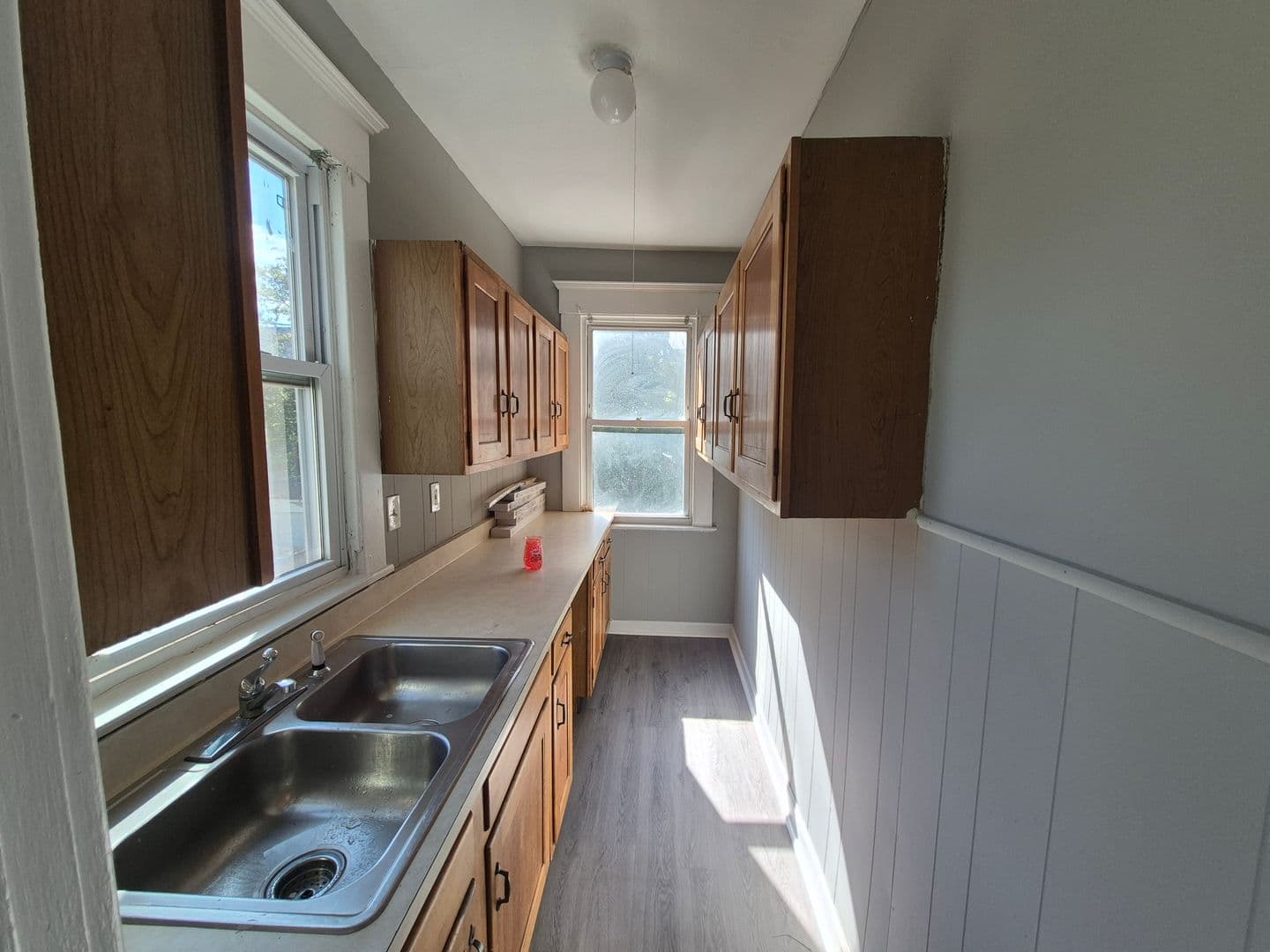 New Haven Apartment: 1644 Chapel Street