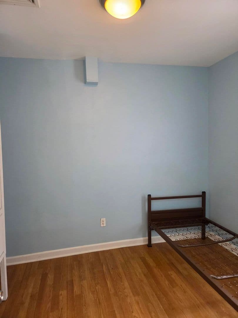 Danbury Apartment: 79 West St.