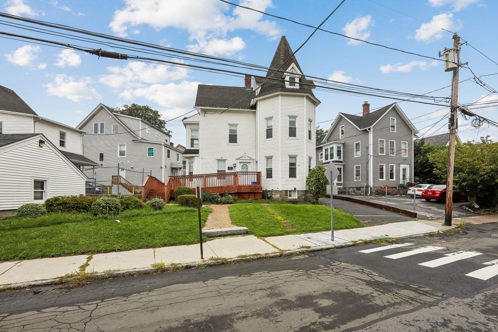 Danbury Apartment: 4 Harmony St.