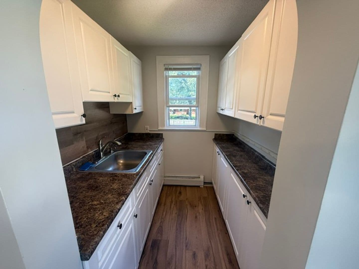 Torrington House: 280 Hillside Ave
